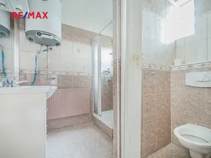 Prodej rodinného domu, Praha - Dolní Počernice, Listopadová, 302 m2