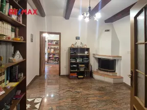 Prodej rodinného domu, Janůvky, 457 m2