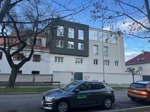 Pronájem kanceláře, Praha - Podolí, Na lysině, 388 m2