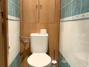 Pronájem bytu 1+1, Praha - Kobylisy, Košťálkova, 35 m2