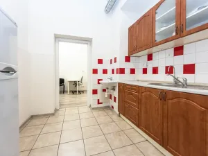 Pronájem obchodního prostoru, Praha - Žižkov, Husitská, 135 m2