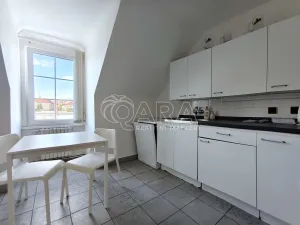 Pronájem kanceláře, Praha - Vršovice, Na louži, 101 m2