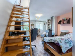 Prodej chaty, Hradčany, 61 m2