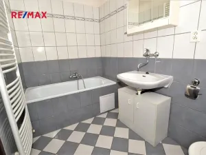 Pronájem bytu 1+1, Plzeň, Husova, 31 m2