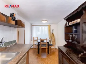 Prodej rodinného domu, Neveklov, 190 m2