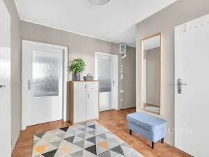 Pronájem bytu 3+1, Praha - Háje, Kosmická, 72 m2