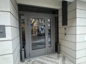 Pronájem bytu 2+kk, Praha - Vršovice, Krymská, 45 m2