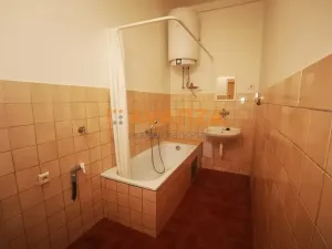 Prodej bytu 1+1, Děčín, 28. října, 62 m2