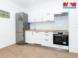 Pronájem bytu 3+kk, Pardubice - Bílé Předměstí, Husova, 70 m2