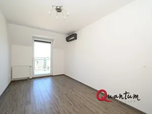 Pronájem bytu 3+kk, Praha - Libeň, Kovanecká, 77 m2