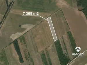 Prodej podílu pole, Valtice, 1885 m2