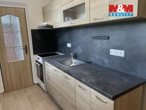 Pronájem bytu 3+1, Hradec Králové - Slezské Předměstí, Třebechovická, 76 m2