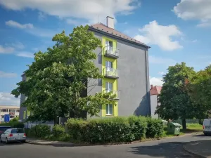 Pronájem bytu 2+kk, Jirkov, Nerudova, 21 m2