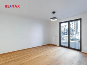 Pronájem bytu 2+kk, Praha - Nusle, Kloboučnická, 58 m2