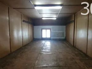 Pronájem skladu, Vsetín, 550 m2