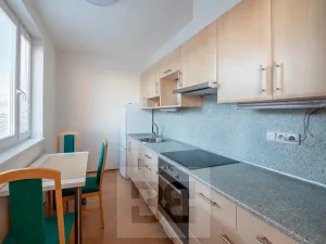Pronájem bytu 2+kk, Praha - Troja, Hnězdenská, 52 m2