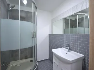 Prodej bytu 3+1, Praha - Modřany, Angelovova, 76 m2