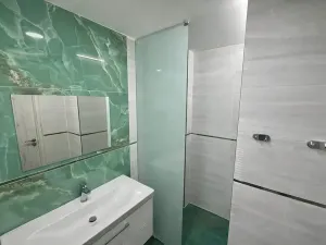 Pronájem bytu 2+1, Praha - Holešovice, U smaltovny, 70 m2