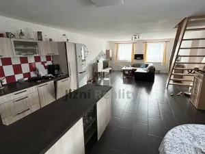 Prodej rodinného domu, Trhové Sviny, Rejta, 500 m2