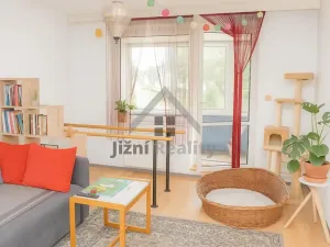 Prodej bytu 2+1, Vodňany, Sídl. Škorna, 70 m2