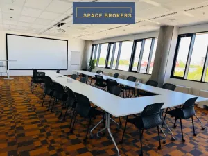 Pronájem kanceláře, Praha, Prosecká, 285 m2