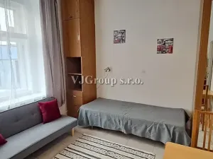 Pronájem bytu 1+kk, Praha - Holešovice, Haškova, 22 m2