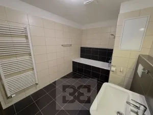 Pronájem bytu 2+kk, České Budějovice, Husova tř., 53 m2