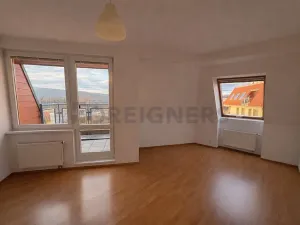 Pronájem bytu 2+kk, Praha, Komořanská, 61 m2
