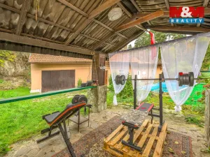 Prodej rodinného domu, Okřesaneč, 105 m2