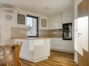 Prodej rodinného domu, Kamenice nad Lipou, Dobšova, 210 m2