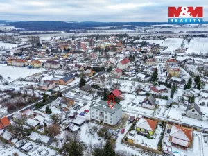 Prodej bytu 4+1, Blatno, 81 m2