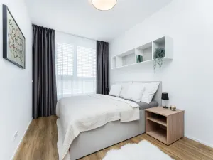 Pronájem bytu 2+kk, Praha - Vysočany, Odkolkova, 58 m2