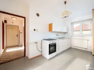 Prodej bytu 2+1, Pardubice - Bílé Předměstí, Dašická, 51 m2