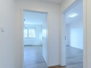 Pronájem bytu 2+kk, Praha - Strašnice, Průběžná, 42 m2