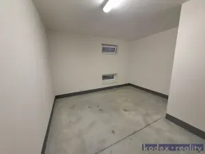 Prodej garáže, Hradec Králové, Rybova, 18 m2