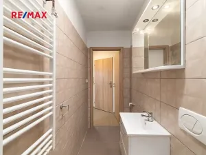 Pronájem bytu 2+kk, Plzeň, Skvrňanská, 37 m2