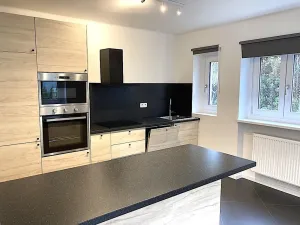 Pronájem rodinného domu, Praha - Suchdol, Kamýcká, 200 m2