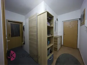 Prodej bytu 3+kk, Jesenice, V Roháči I., 74 m2