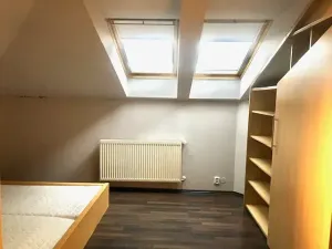 Pronájem bytu 2+kk, Liberec, Bánskobystrická, 64 m2