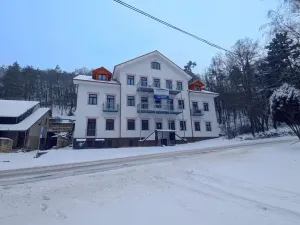 Pronájem bytu 2+kk, Peruc, U Koupaliště, 42 m2