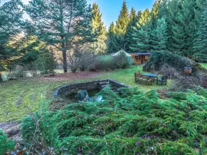 Prodej pozemku pro bydlení, Brloh, 25402 m2