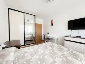 Prodej bytu 2+kk, Praha - Horní Měcholupy, Modenská, 54 m2