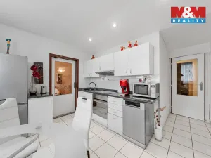 Prodej bytu 3+1, Ústí nad Labem - Mojžíř, Peškova, 66 m2