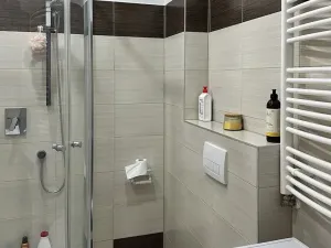 Pronájem bytu 2+kk, Karlovy Vary, Chebská, 42 m2