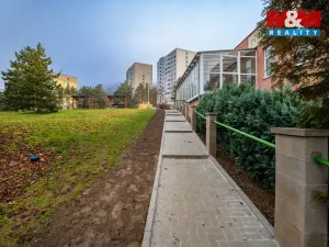 Pronájem komerční nemovitosti, Ústí nad Labem - Severní Terasa, Šrámkova, 44 m2