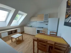 Pronájem bytu 2+kk, Praha - Satalice, Zahrádkářů, 40 m2