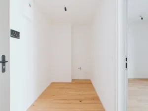 Prodej bytu 1+kk, Brno, Bratislavská, 32 m2