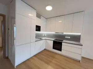 Pronájem bytu 2+kk, Praha - Háje, Výstavní, 61 m2