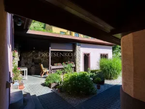 Prodej rodinného domu, Ledečko, 257 m2