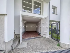 Prodej vily, Křižanov, Benešovo náměstí, 530 m2